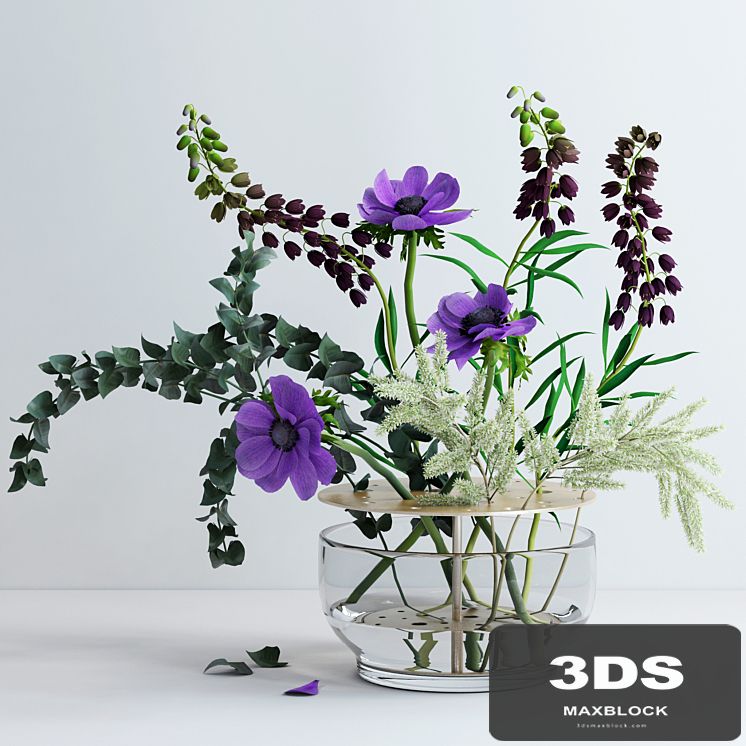 Bouquet in Ikebana vase