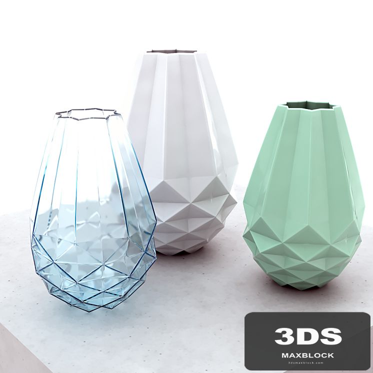 vases of Urbanara Loreto and Katsura