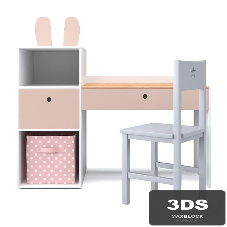 Desk and decor for the nursery 01