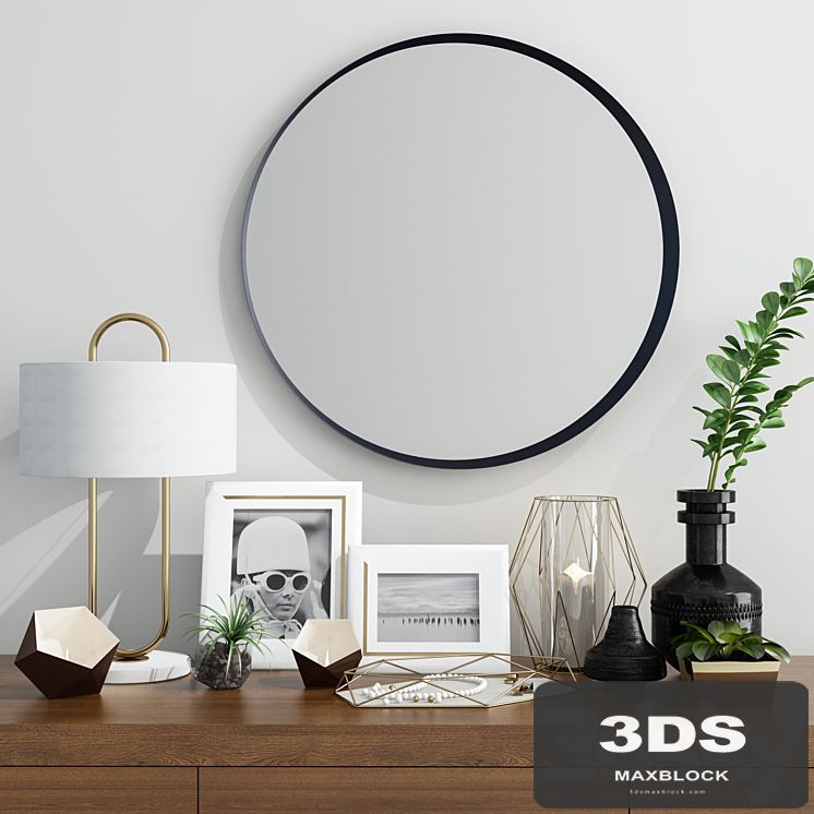 Decorative set with lamp by Ceci Thompson